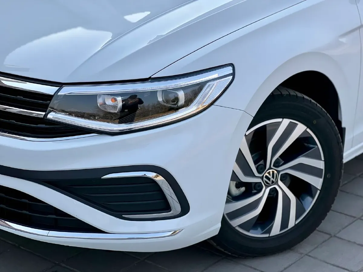 2024 Volkswagen Bora 1.2T 116HP L4 7DCT,autocango,china used car exporter,china ev exporter,chinese used car exporter,chinese used ev exporter