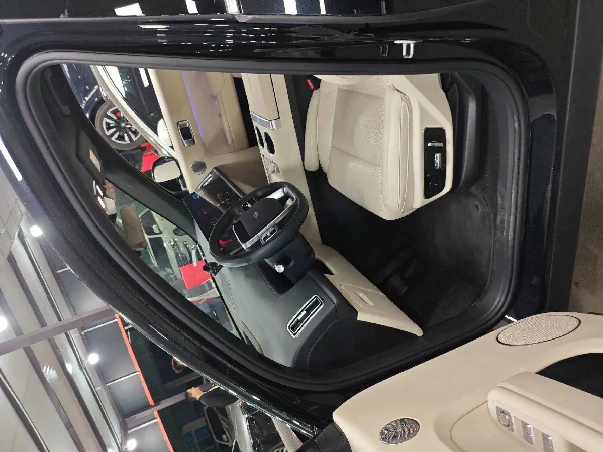 2023 Li L7 Range Extended 154HP REEV 40.9KWH,autocango,china used car exporter,china ev exporter,chinese used car exporter,chinese used ev exporter