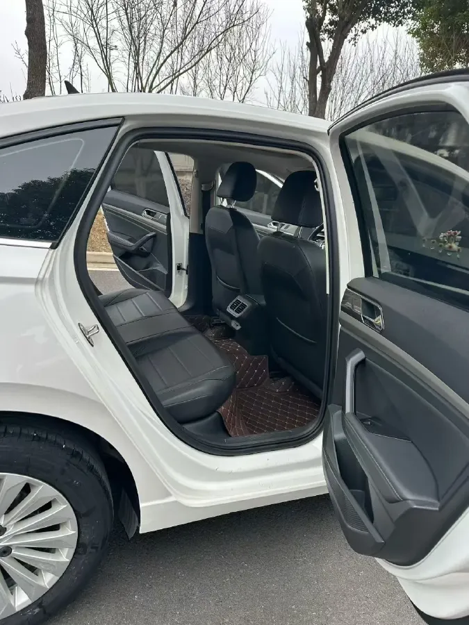 2019 Volkswagen Lavida 1.5L 113HP L4 6AT,autocango,china used car exporter,china ev exporter,chinese used car exporter,chinese used ev exporter