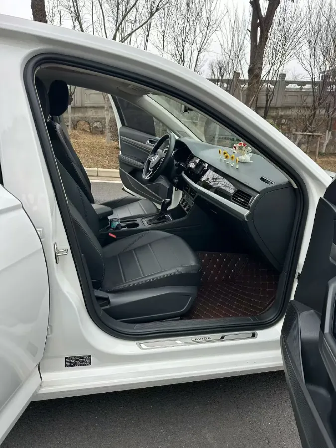 2019 Volkswagen Lavida 1.5L 113HP L4 6AT,autocango,china used car exporter,china ev exporter,chinese used car exporter,chinese used ev exporter