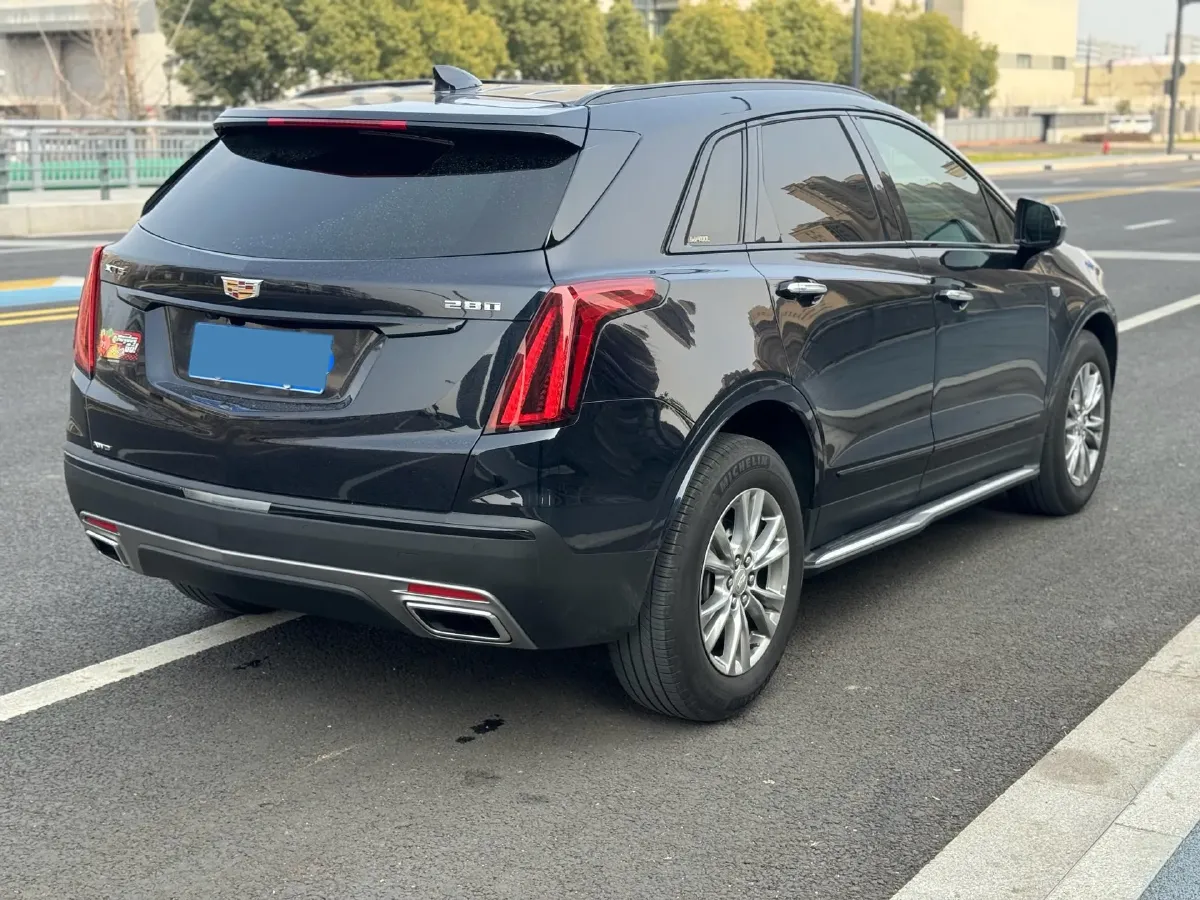 2021 Cadillac XT5 2.0T 237HP L4 9AT,autocango,china used car exporter,china ev exporter,chinese used car exporter,chinese used ev exporter