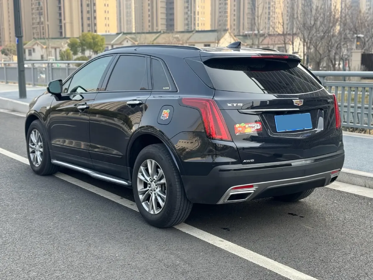 2021 Cadillac XT5 2.0T 237HP L4 9AT,autocango,china used car exporter,china ev exporter,chinese used car exporter,chinese used ev exporter