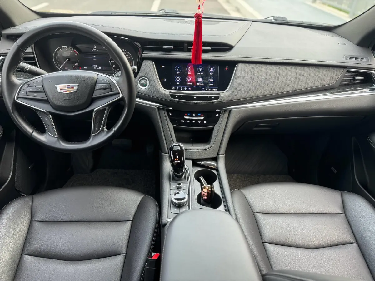 2021 Cadillac XT5 2.0T 237HP L4 9AT,autocango,china used car exporter,china ev exporter,chinese used car exporter,chinese used ev exporter