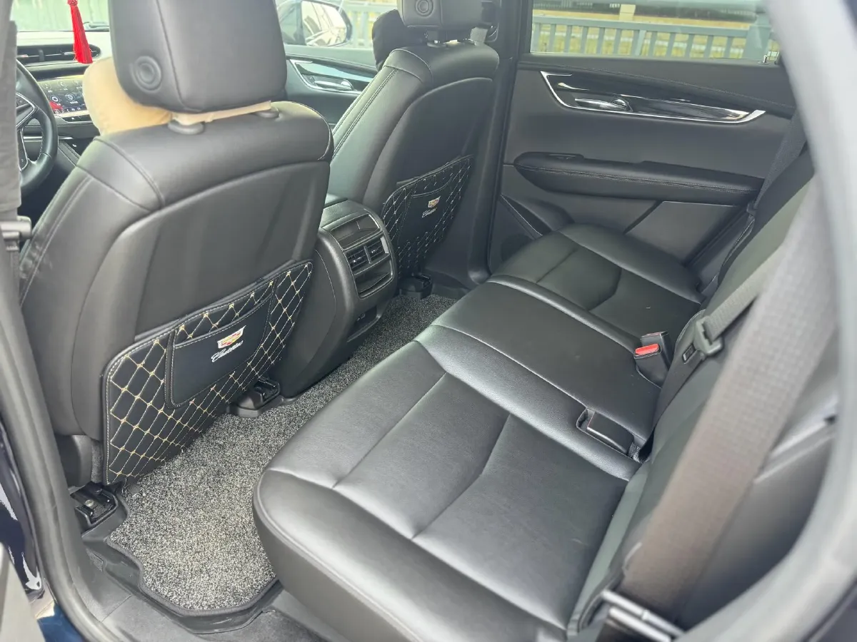 2021 Cadillac XT5 2.0T 237HP L4 9AT,autocango,china used car exporter,china ev exporter,chinese used car exporter,chinese used ev exporter