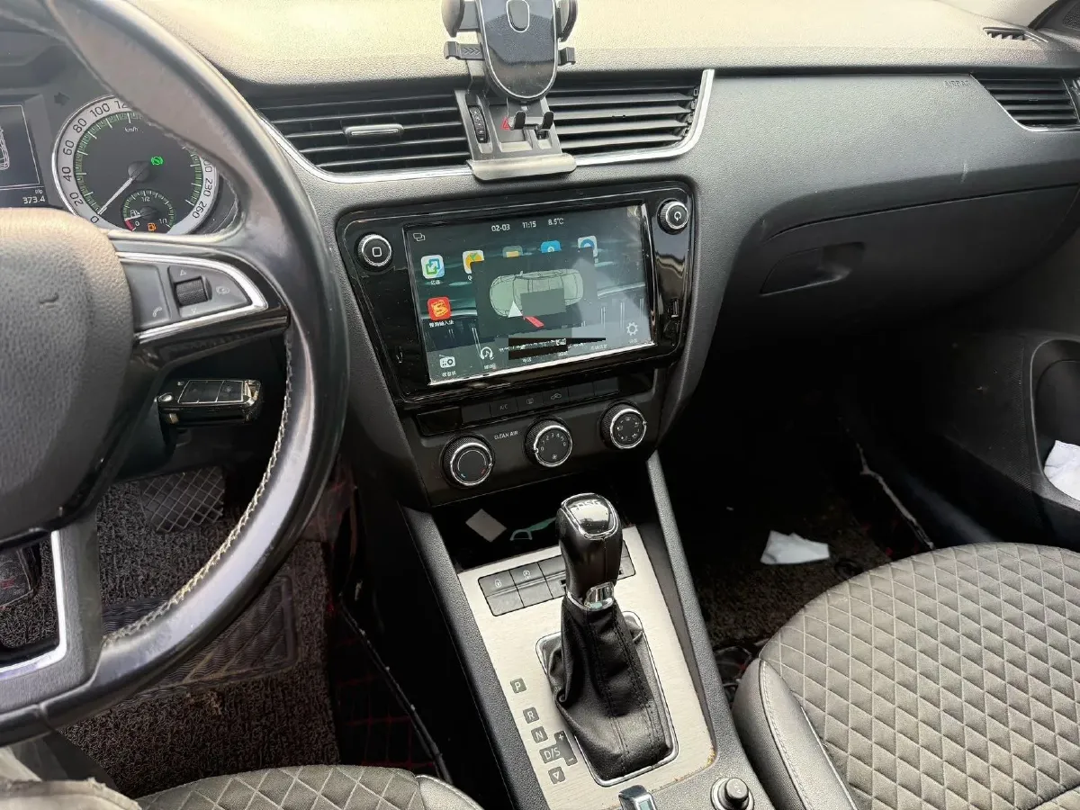 2018 Skoda Octavia 1.2T 116HP L4 7DCT,autocango,china used car exporter,china ev exporter,chinese used car exporter,chinese used ev exporter