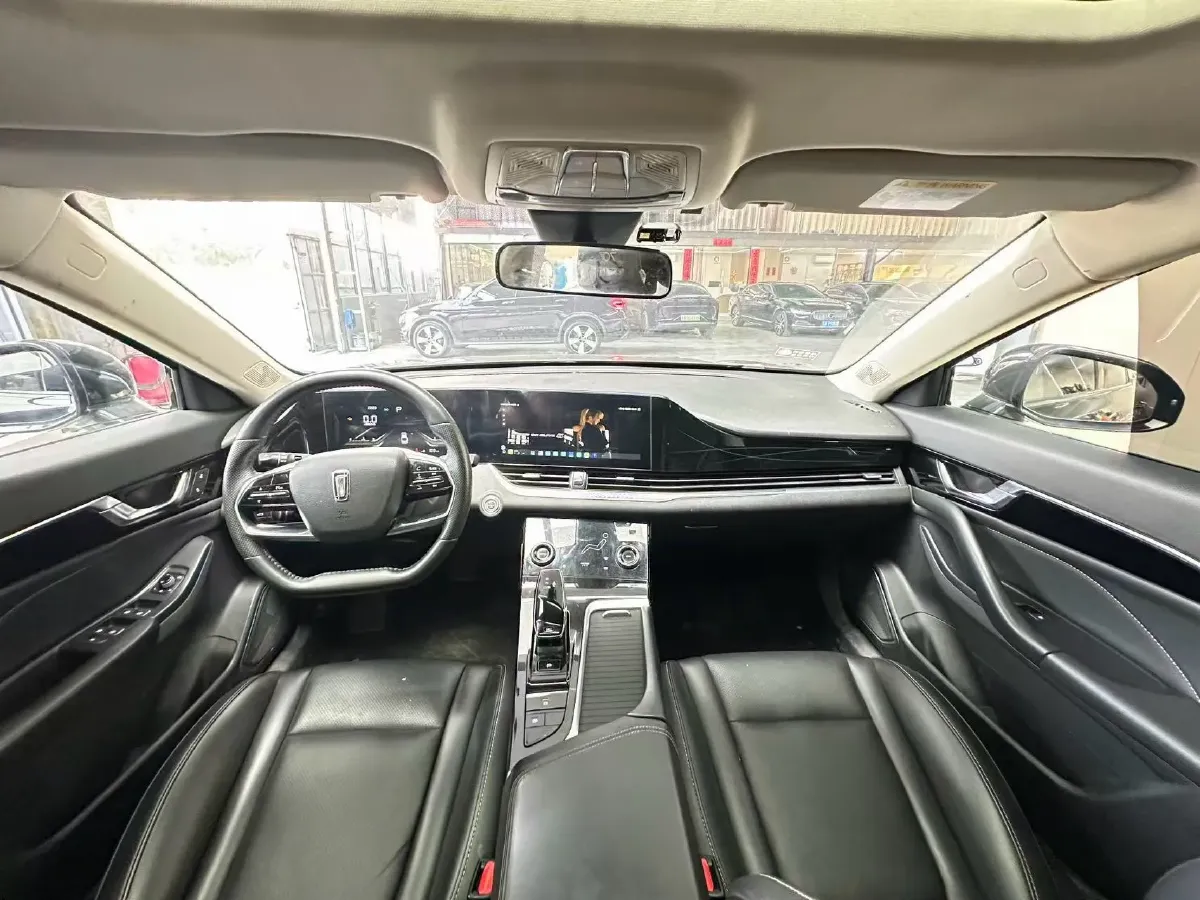 2023 Bestune B70 1.5T 169HP L4 7DCT,autocango,china used car exporter,china ev exporter,chinese used car exporter,chinese used ev exporter