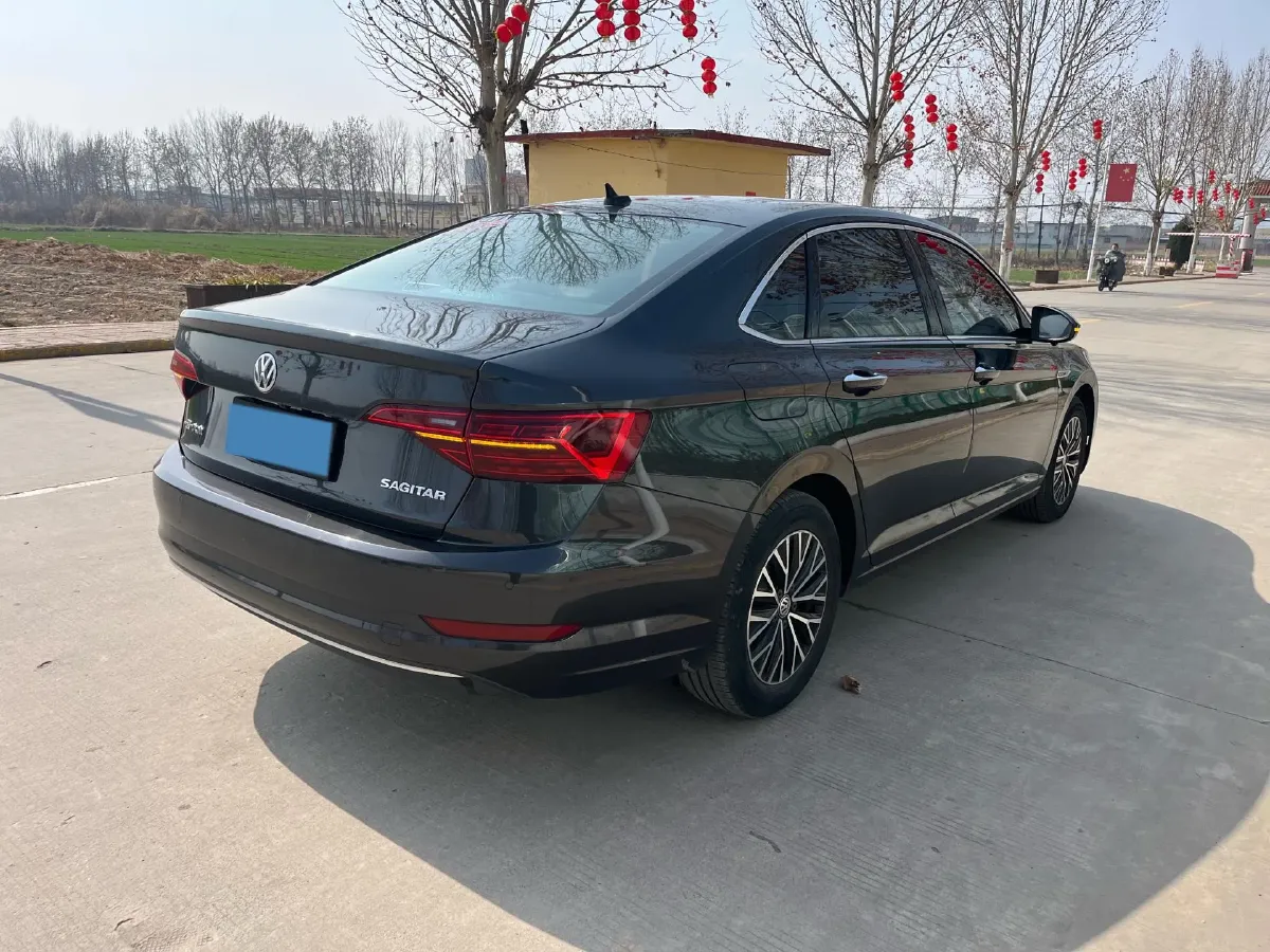 2021 Volkswagen Sagitar 1.2T 116HP L4 7DCT,autocango,china used car exporter,china ev exporter,chinese used car exporter,chinese used ev exporter