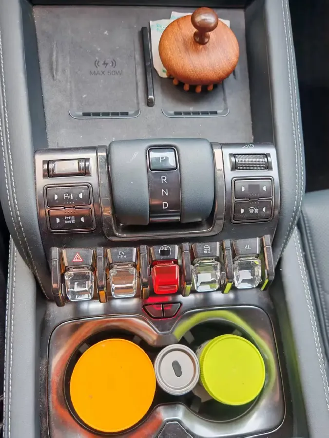 2025 FangChengBao Bao 5 1.5T 194HP L4 E-CVT PHEV 31.8KWH,autocango,china used car exporter,china ev exporter,chinese used car exporter,chinese used ev exporter