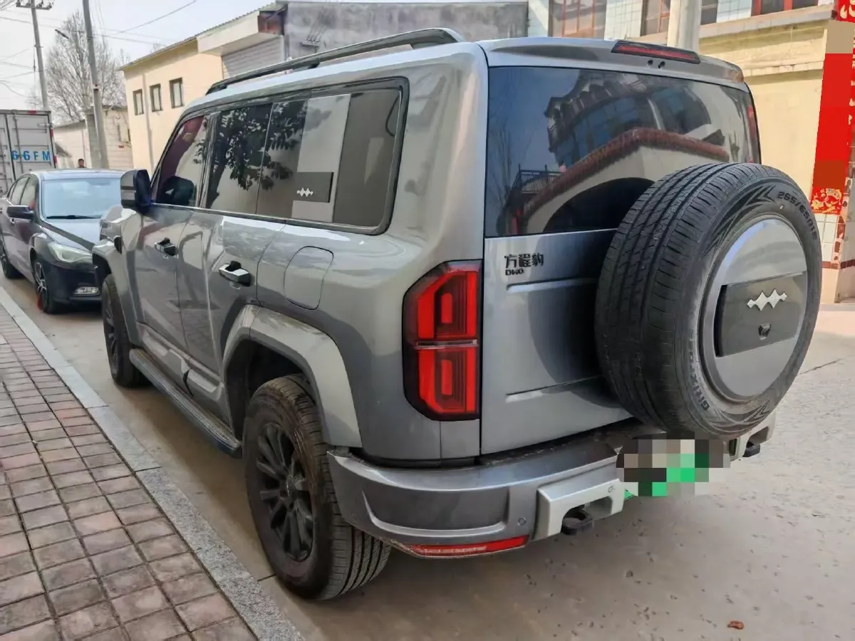 2025 FangChengBao Bao 5 1.5T 194HP L4 E-CVT PHEV 31.8KWH,autocango,china used car exporter,china ev exporter,chinese used car exporter,chinese used ev exporter