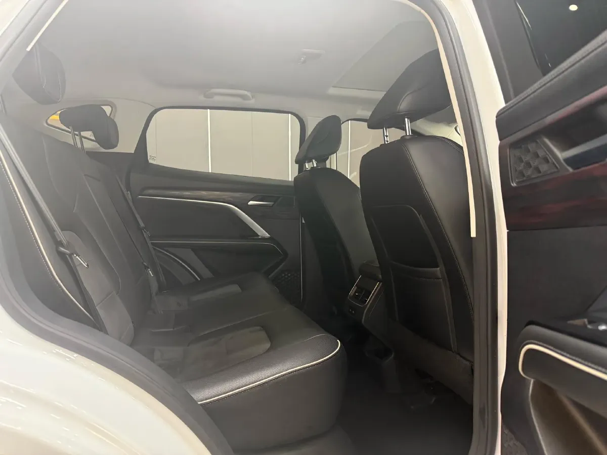 2021 Haval H6 1.5T 150HP L4 7DCT,autocango,china used car exporter,china ev exporter,chinese used car exporter,chinese used ev exporter