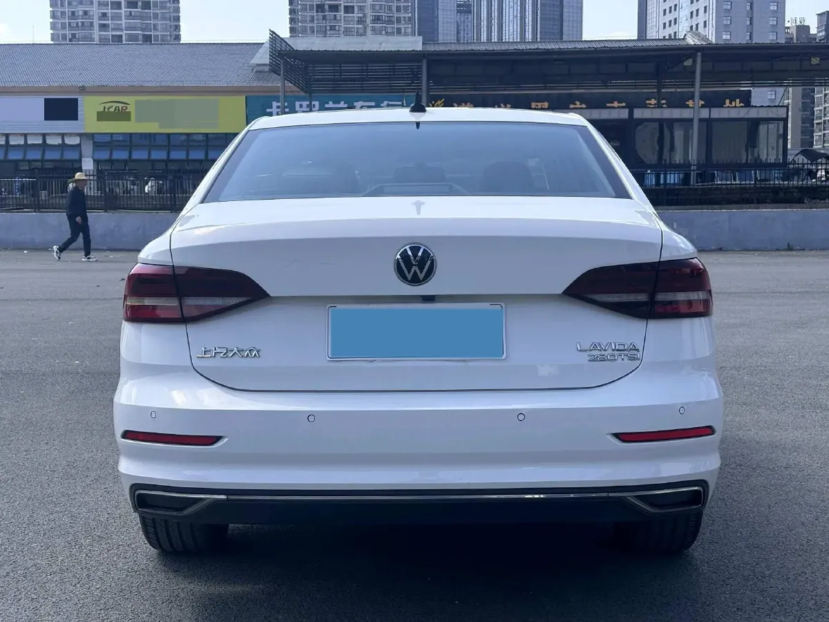 2022 Volkswagen T-Roc 1.4T 150HP L4 7DCT,autocango,china used car exporter,china ev exporter,chinese used car exporter,chinese used ev exporter