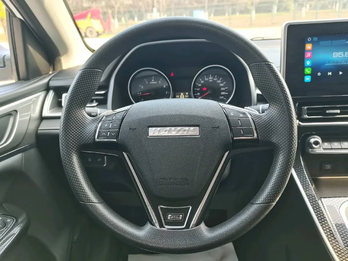 2023 Haval M6 1.5T 150HP L4 7DCT,autocango,china used car exporter,china ev exporter,chinese used car exporter,chinese used ev exporter