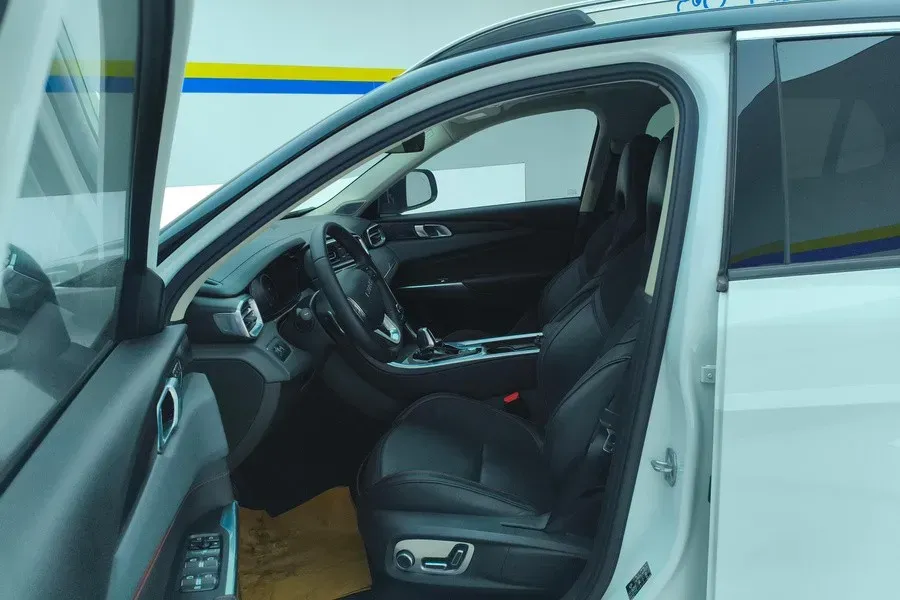 2017 Foton Sauvana 2.0T 218HP L4 6AT,autocango,china used car exporter,china ev exporter,chinese used car exporter,chinese used ev exporter