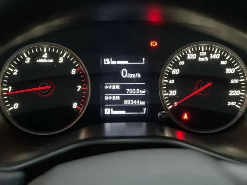 2018 BaoJun 530 1.5T 150HP L4 6MT,autocango,china used car exporter,china ev exporter,chinese used car exporter,chinese used ev exporter