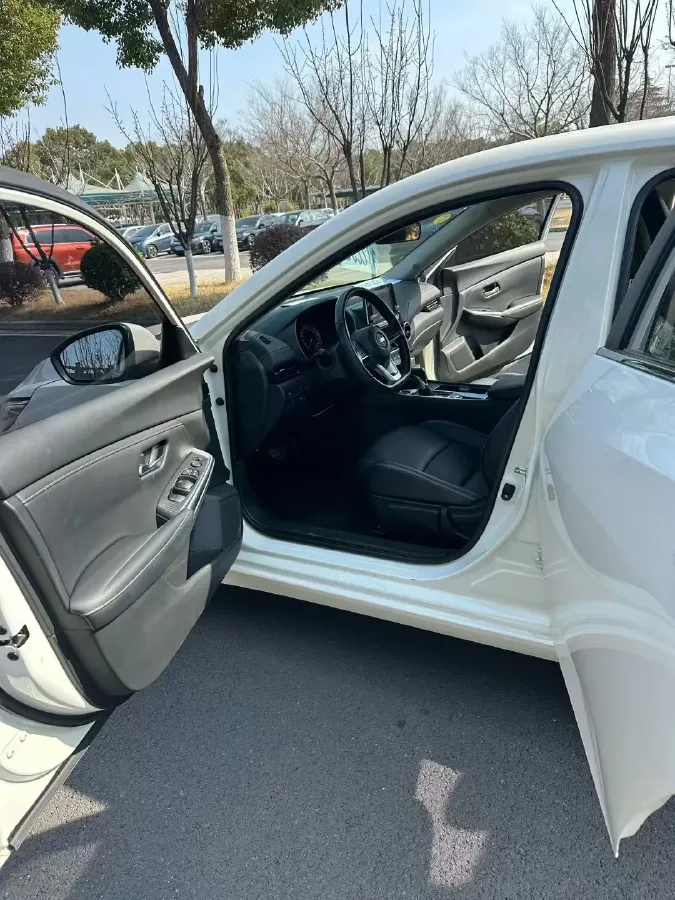 2020 Nissan Sylphy 1.6L 139HP L4 CVT,autocango,china used car exporter,china ev exporter,chinese used car exporter,chinese used ev exporter