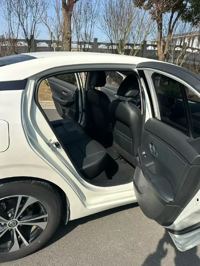 2020 Nissan Sylphy 1.6L 139HP L4 CVT,autocango,china used car exporter,china ev exporter,chinese used car exporter,chinese used ev exporter