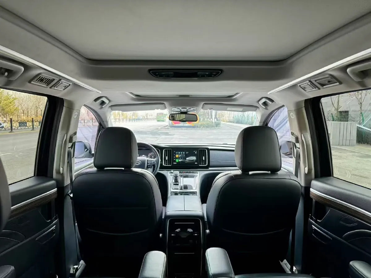 2021 GAC Trumpchi M8 2.0T 252HP L4 8AT,autocango,china used car exporter,china ev exporter,chinese used car exporter,chinese used ev exporter