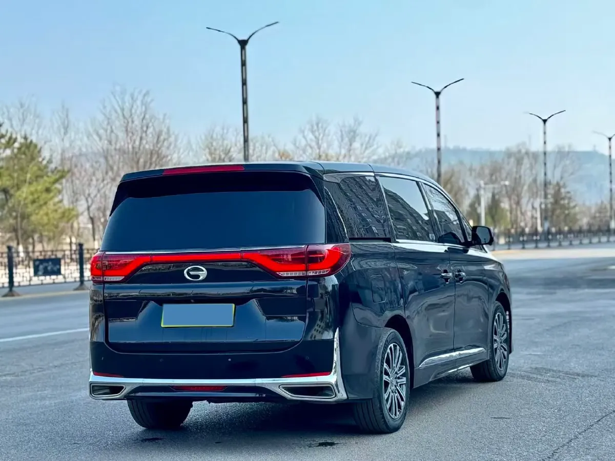 2021 GAC Trumpchi M8 2.0T 252HP L4 8AT,autocango,china used car exporter,china ev exporter,chinese used car exporter,chinese used ev exporter