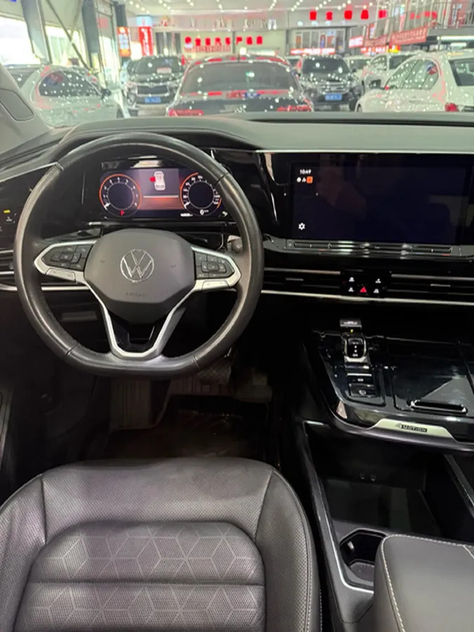 2021 Volkswagen Talagon 2.0T 220HP L4 7DCT,autocango,china used car exporter,china ev exporter,chinese used car exporter,chinese used ev exporter