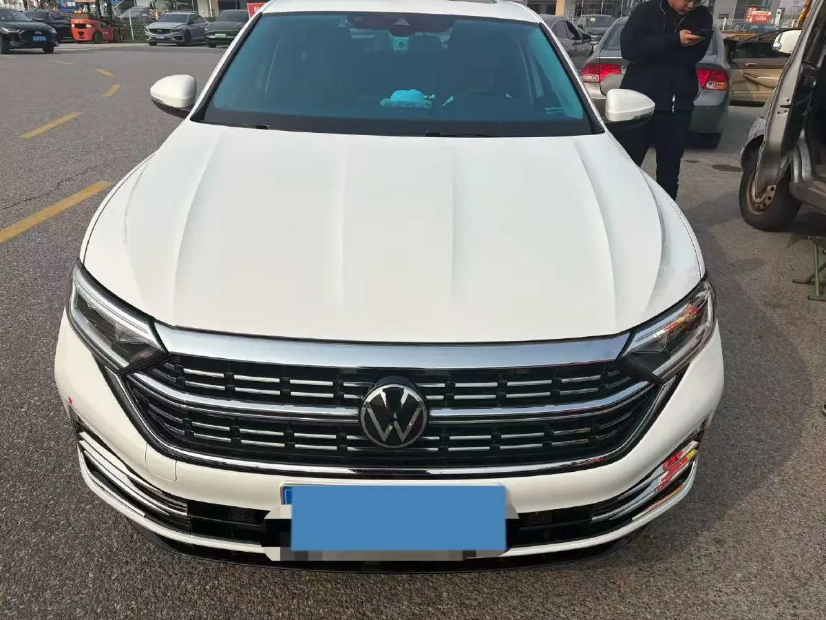 2024 Volkswagen Sagitar 1.5T 160HP L4 7DCT,autocango,china used car exporter,china ev exporter,chinese used car exporter,chinese used ev exporter