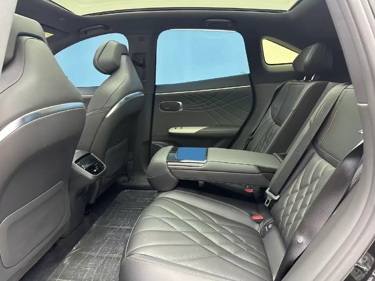 2023 Deepal S07 1.5L 95HP L4 REEV 31.73KWH,autocango,china used car exporter,china ev exporter,chinese used car exporter,chinese used ev exporter