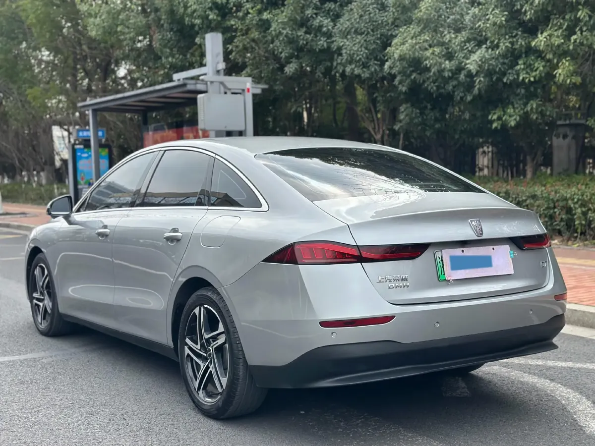 2023 Roewe D7 1.5L 112HP L4 1DHT PHEV 21.4KWH,autocango,china used car exporter,china ev exporter,chinese used car exporter,chinese used ev exporter