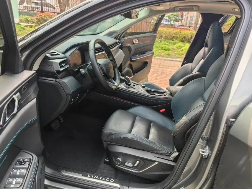 2020 LYNK&CO 05 2.0T 254HP L4 8AT,autocango,china used car exporter,china ev exporter,chinese used car exporter,chinese used ev exporter