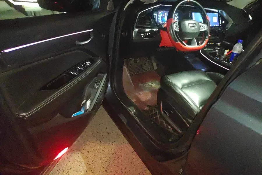 2019 Geely Tugella 2.0T 238HP L4 8AT,autocango,china used car exporter,china ev exporter,chinese used car exporter,chinese used ev exporter