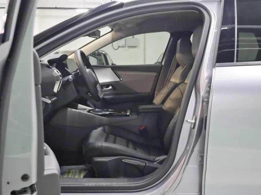 2025 Geely Preface 1.5T 181HP L4 7DCT,autocango,china used car exporter,china ev exporter,chinese used car exporter,chinese used ev exporter