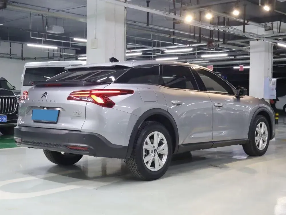 2025 Geely Preface 1.5T 181HP L4 7DCT,autocango,china used car exporter,china ev exporter,chinese used car exporter,chinese used ev exporter