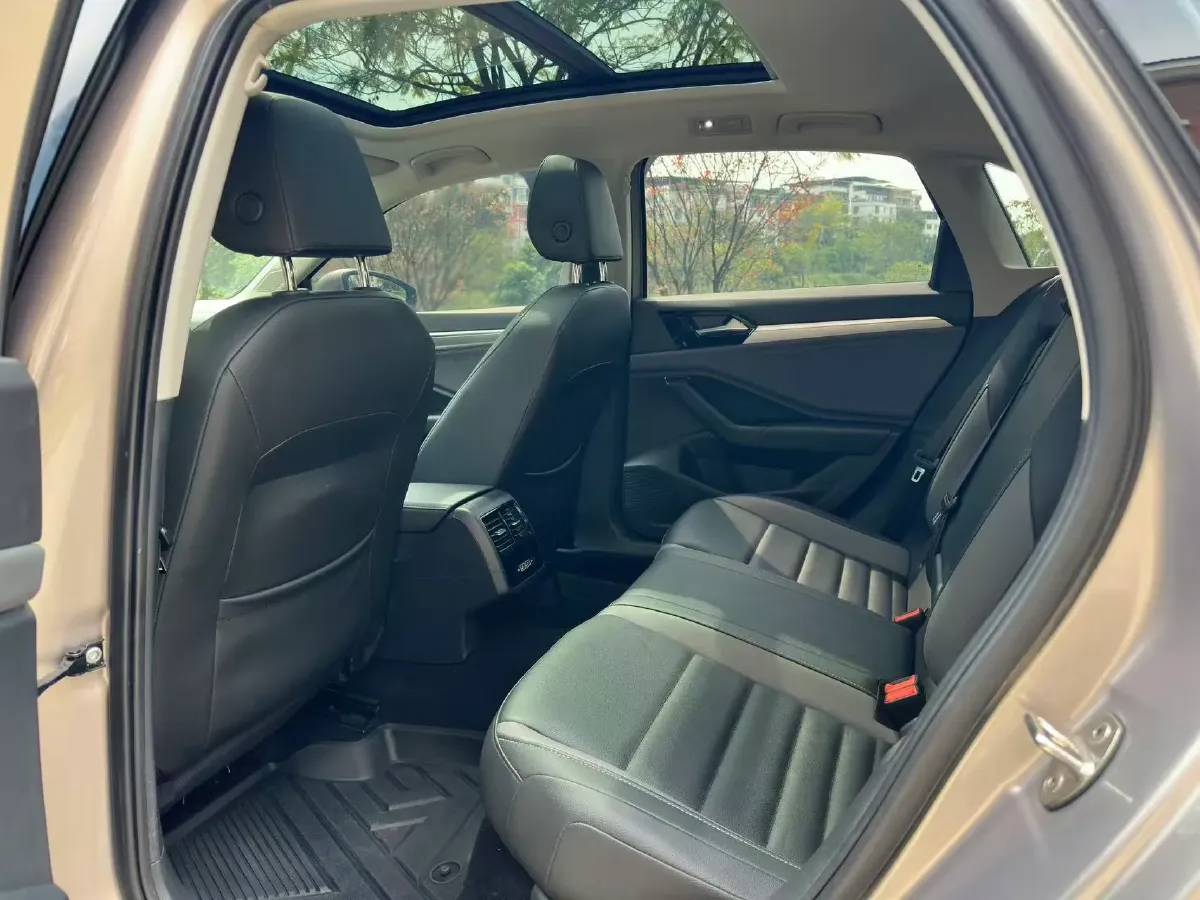 2020 Volkswagen Sagitar 1.2T 116HP L4 7DCT,autocango,china used car exporter,china ev exporter,chinese used car exporter,chinese used ev exporter