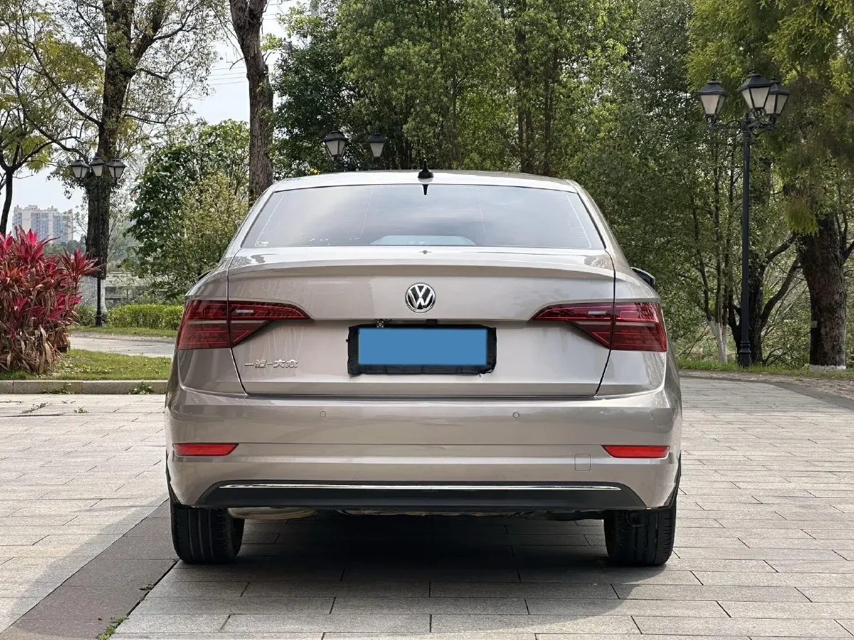2020 Volkswagen Sagitar 1.2T 116HP L4 7DCT,autocango,china used car exporter,china ev exporter,chinese used car exporter,chinese used ev exporter