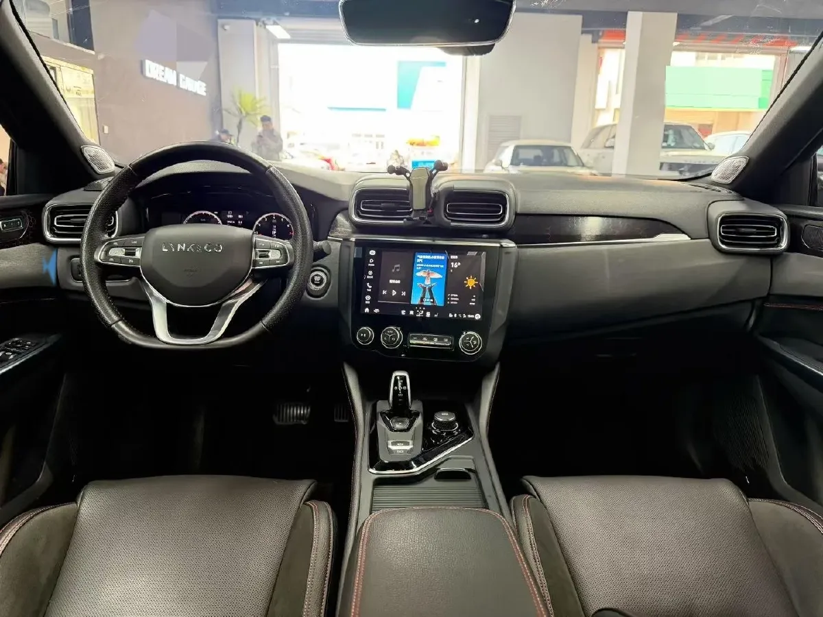 2019 LYNK&CO 03 2.0T 190HP L4 6AT,autocango,china used car exporter,china ev exporter,chinese used car exporter,chinese used ev exporter