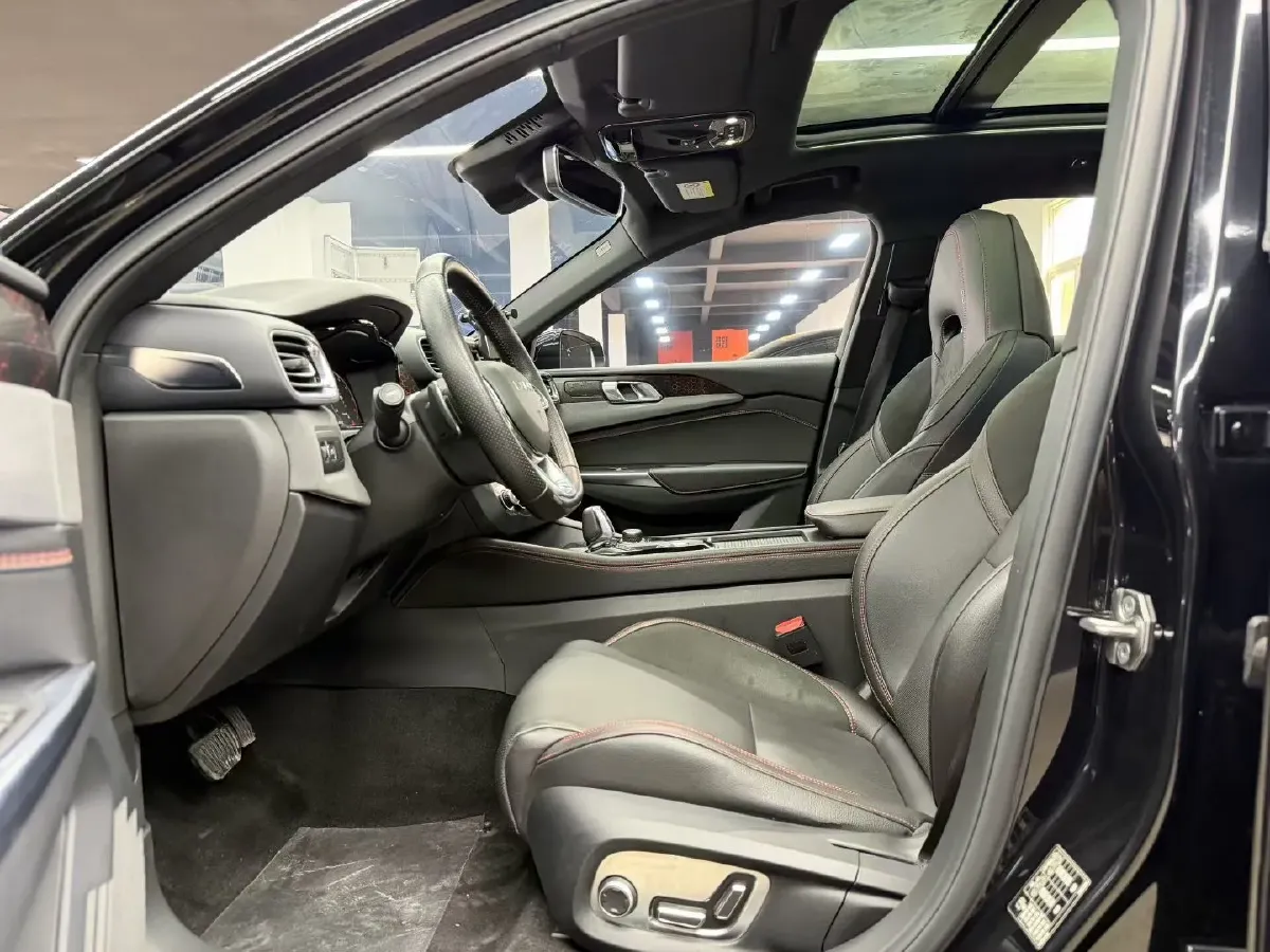 2019 LYNK&CO 03 2.0T 190HP L4 6AT,autocango,china used car exporter,china ev exporter,chinese used car exporter,chinese used ev exporter