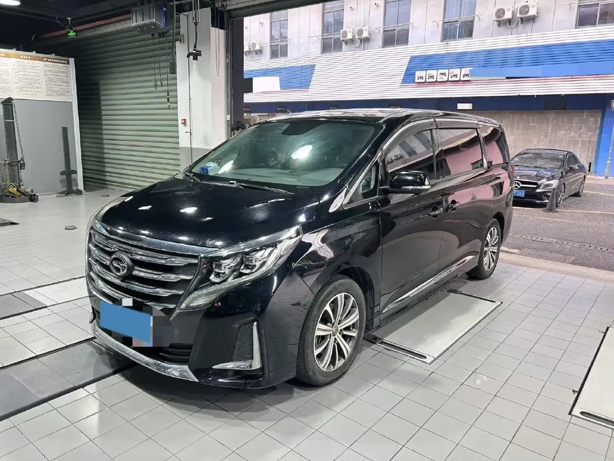 2021 GAC Trumpchi M8 2.0T 252HP L4 8AT,autocango,china used car exporter,china ev exporter,chinese used car exporter,chinese used ev exporter