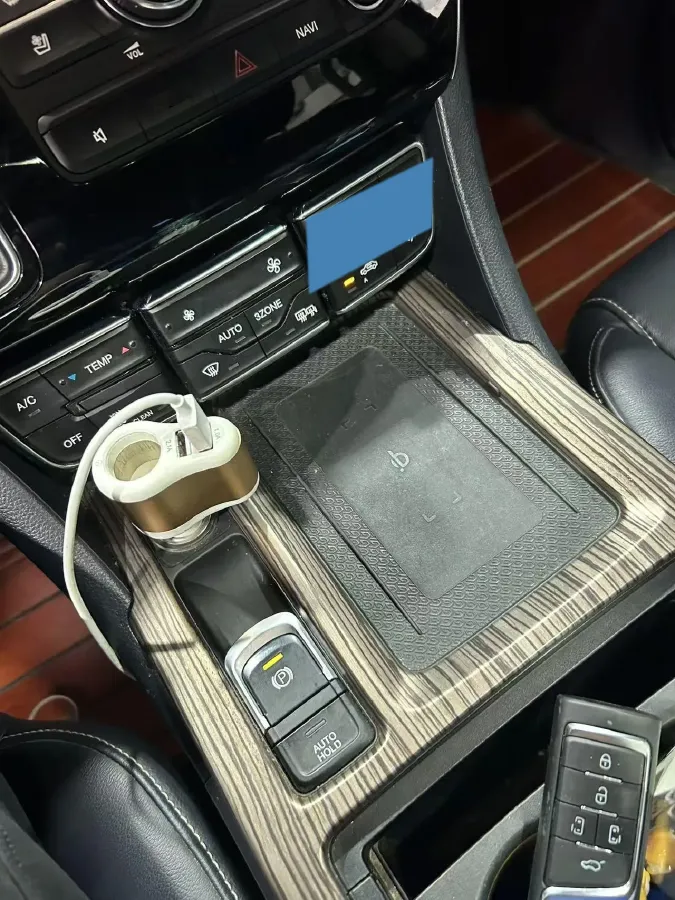 2021 GAC Trumpchi M8 2.0T 252HP L4 8AT,autocango,china used car exporter,china ev exporter,chinese used car exporter,chinese used ev exporter