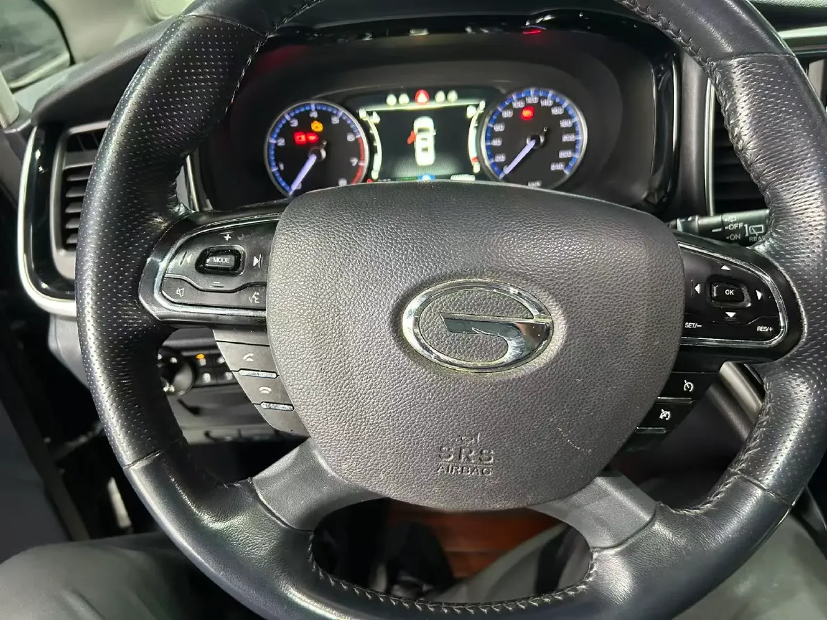 2021 GAC Trumpchi M8 2.0T 252HP L4 8AT,autocango,china used car exporter,china ev exporter,chinese used car exporter,chinese used ev exporter