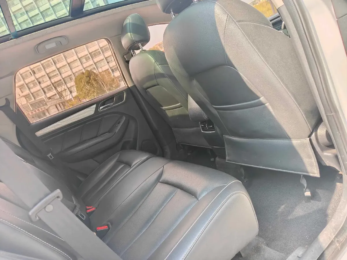 2018 Roewe RX5 1.5T 169HP L4 7DCT,autocango,china used car exporter,china ev exporter,chinese used car exporter,chinese used ev exporter