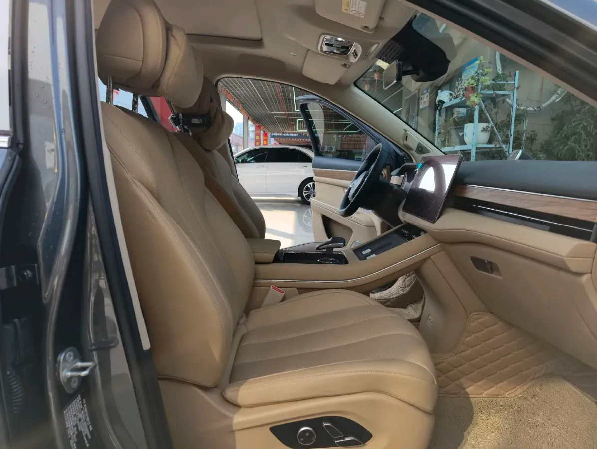 2022 Infiniti Q50L 2.0T 211HP L4 7AT,autocango,china used car exporter,china ev exporter,chinese used car exporter,chinese used ev exporter