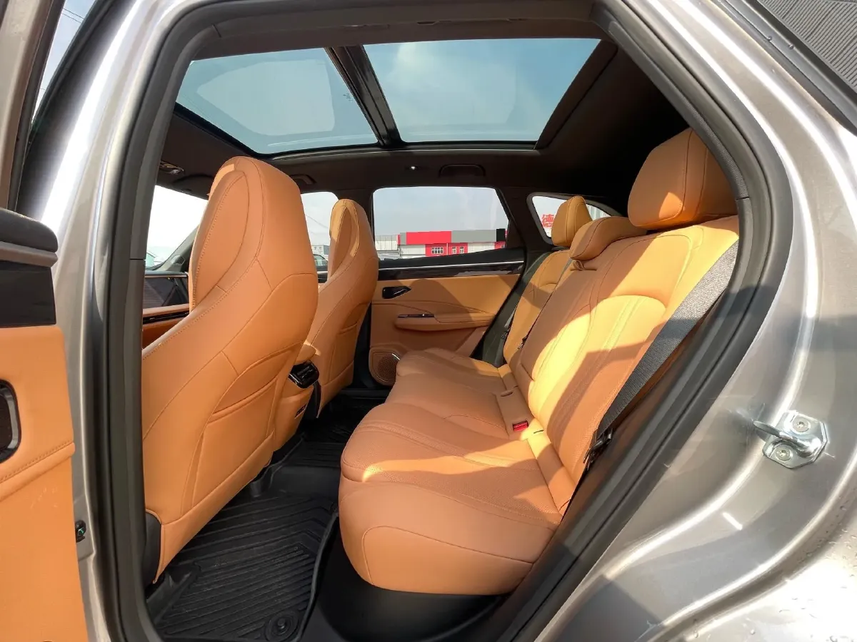 2025 Geely Galaxy L7 1.5L 112HP L4 1DHT PHEV 18.4KWH,autocango,china used car exporter,china ev exporter,chinese used car exporter,chinese used ev exporter