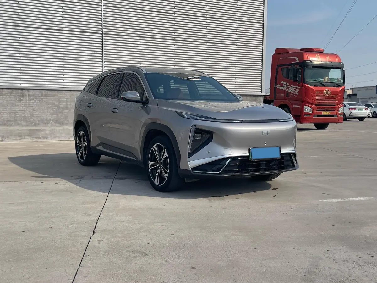 2025 Geely Galaxy L7 1.5L 112HP L4 1DHT PHEV 18.4KWH,autocango,china used car exporter,china ev exporter,chinese used car exporter,chinese used ev exporter