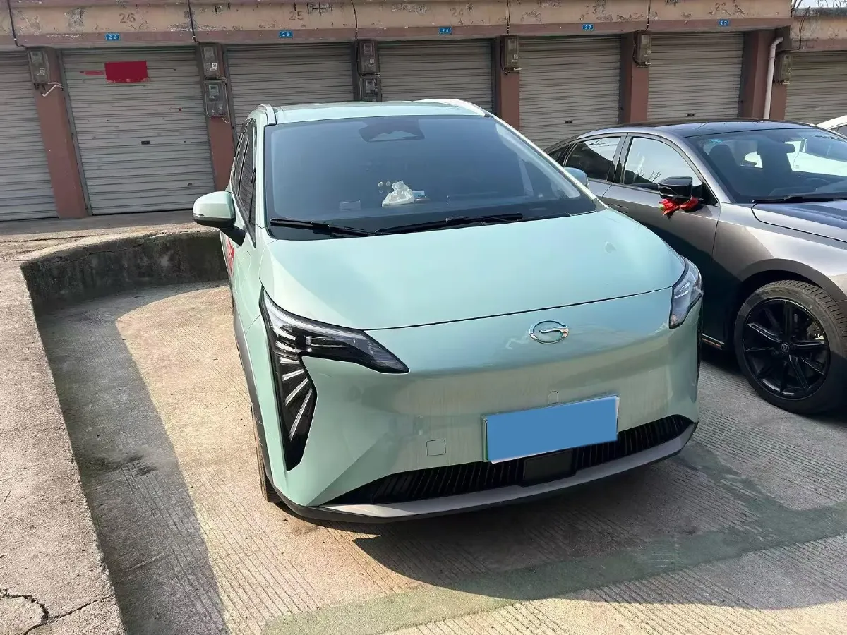 2024 Leapmotor C11 1.5L 95HP L4 REEV 43.74KWH,autocango,china used car exporter,china ev exporter,chinese used car exporter,chinese used ev exporter