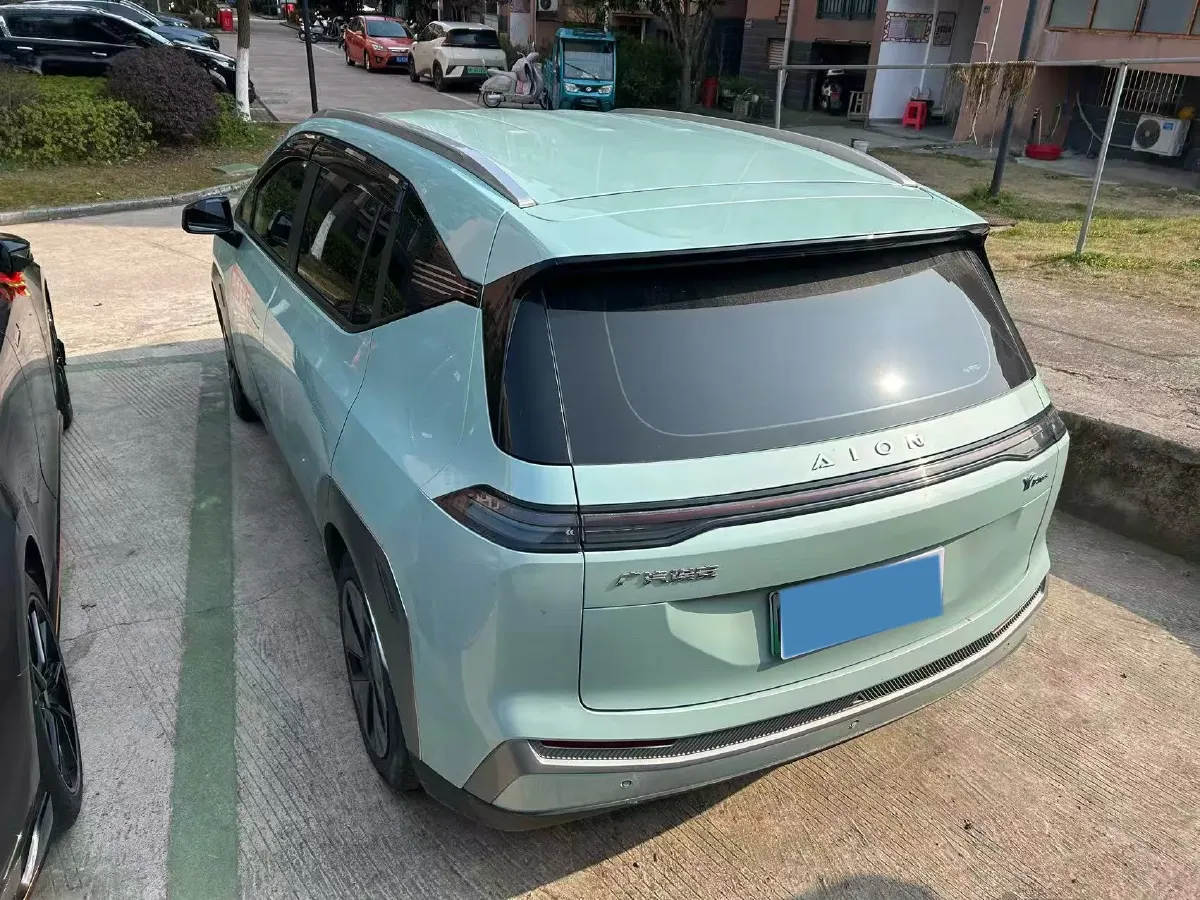 2024 Leapmotor C11 1.5L 95HP L4 REEV 43.74KWH,autocango,china used car exporter,china ev exporter,chinese used car exporter,chinese used ev exporter