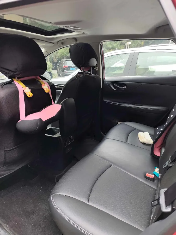 2021 Nissan Tiida 1.6L 122HP L4 CVT,autocango,china used car exporter,china ev exporter,chinese used car exporter,chinese used ev exporter