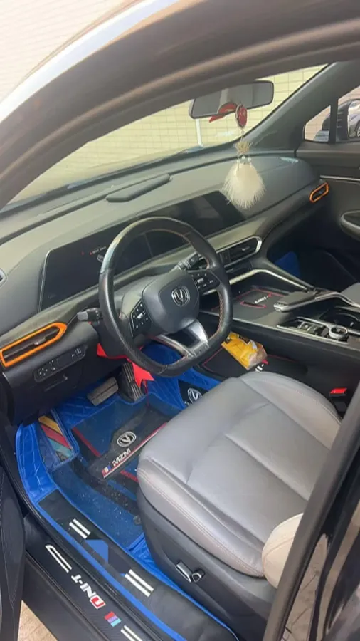 2022 ChangAn UNI-T 1.5T 188HP L4 7DCT,autocango,china used car exporter,china ev exporter,chinese used car exporter,chinese used ev exporter