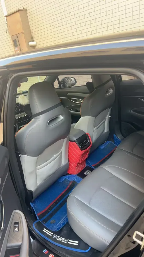 2022 ChangAn UNI-T 1.5T 188HP L4 7DCT,autocango,china used car exporter,china ev exporter,chinese used car exporter,chinese used ev exporter