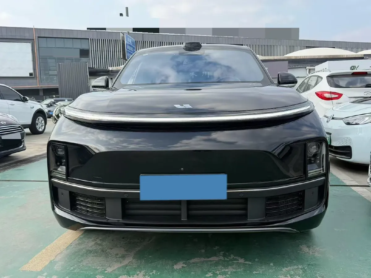 2022 Li L9 Range Extended 154HP REEV 42.6KWH,autocango,china used car exporter,china ev exporter,chinese used car exporter,chinese used ev exporter