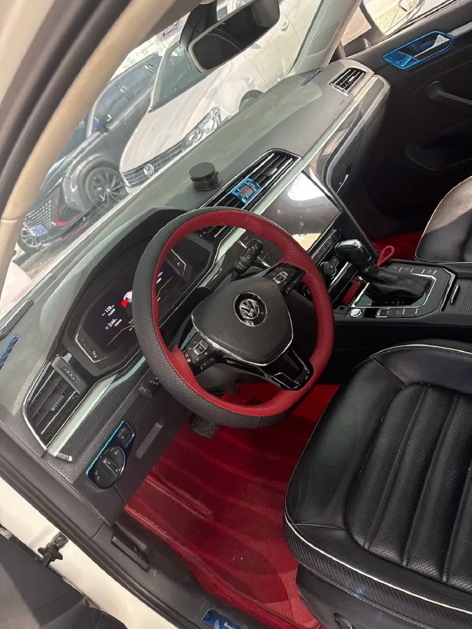 2019 Volkswagen Tayron 2.0T 186HP L4 7DCT,autocango,china used car exporter,china ev exporter,chinese used car exporter,chinese used ev exporter