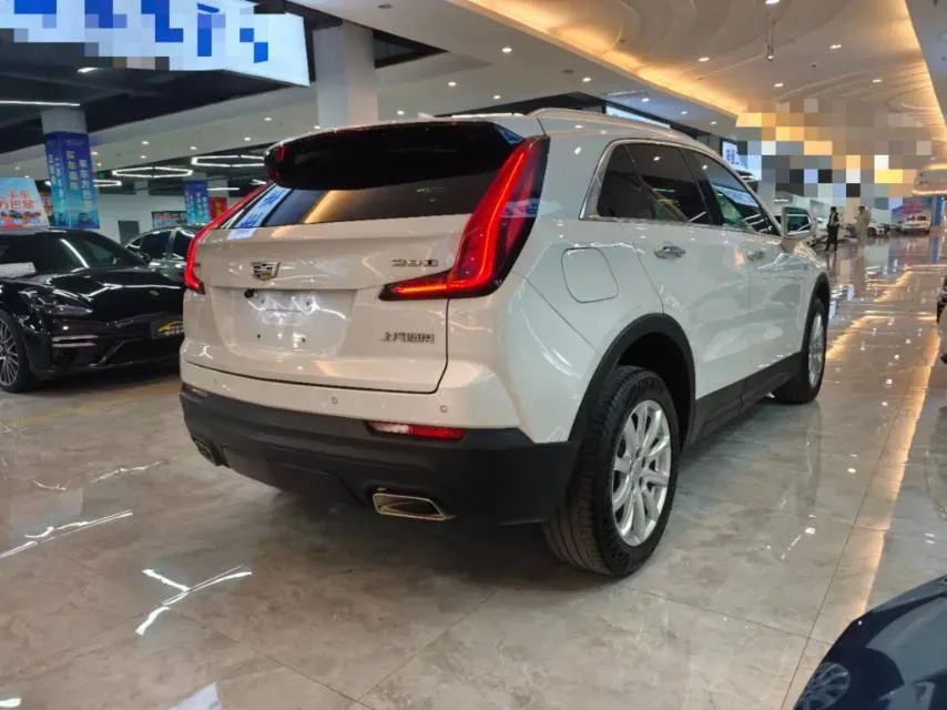 2021 Cadillac XT4 2.0T 237HP L4 9AT,autocango,china used car exporter,china ev exporter,chinese used car exporter,chinese used ev exporter