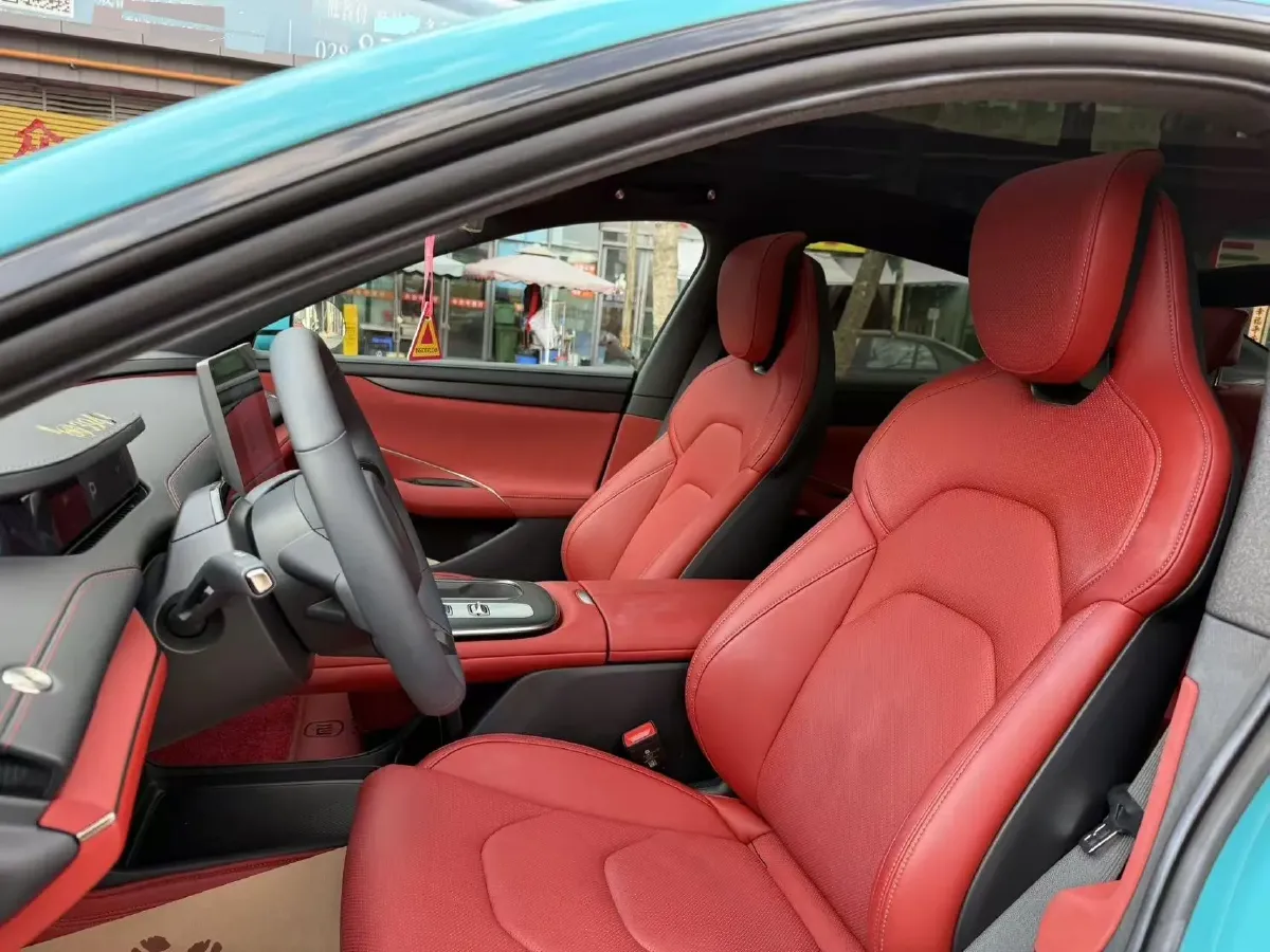 2024 MI SU7 BEV 73.6KWH,autocango,china used car exporter,china ev exporter,chinese used car exporter,chinese used ev exporter